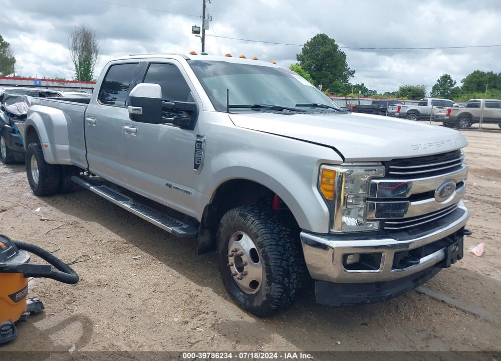 2017 FORD F-350 LARIAT VIN: 1FT8W3DT7HEF30634
