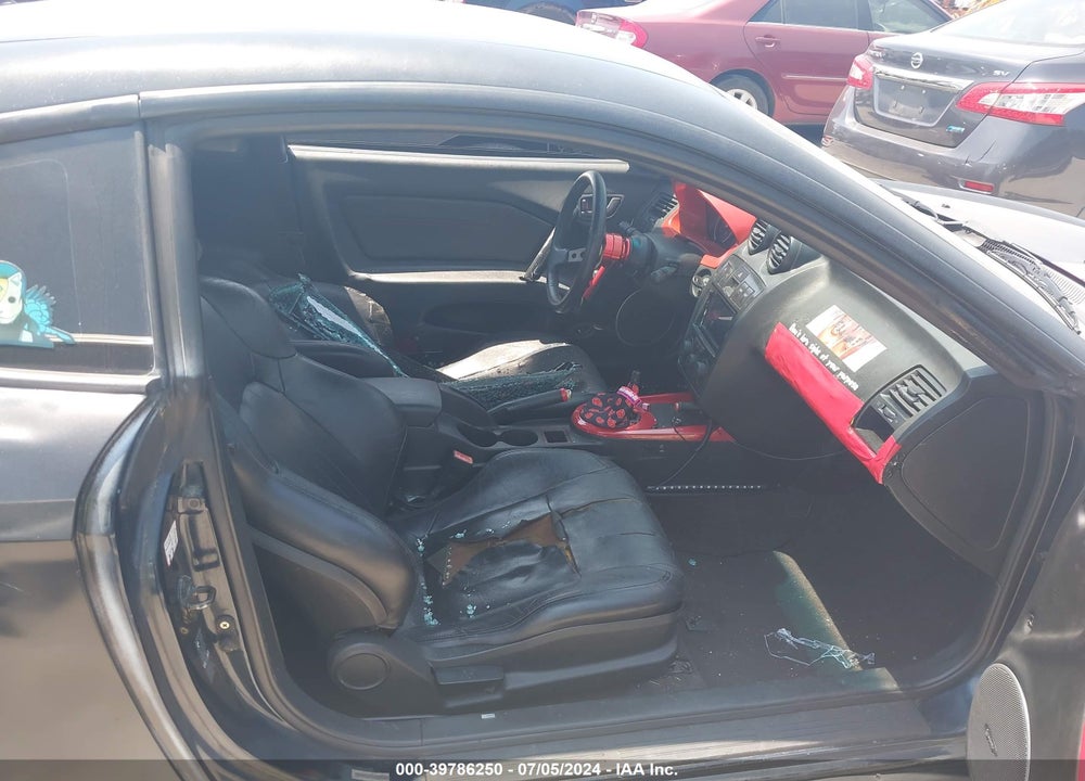 2003 HYUNDAI TIBURON GT V6 VIN: KMHHN65F53U070509