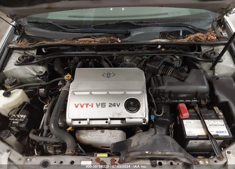 2004 TOYOTA CAMRY LE V6 VIN: 4T1BF32K74U583698