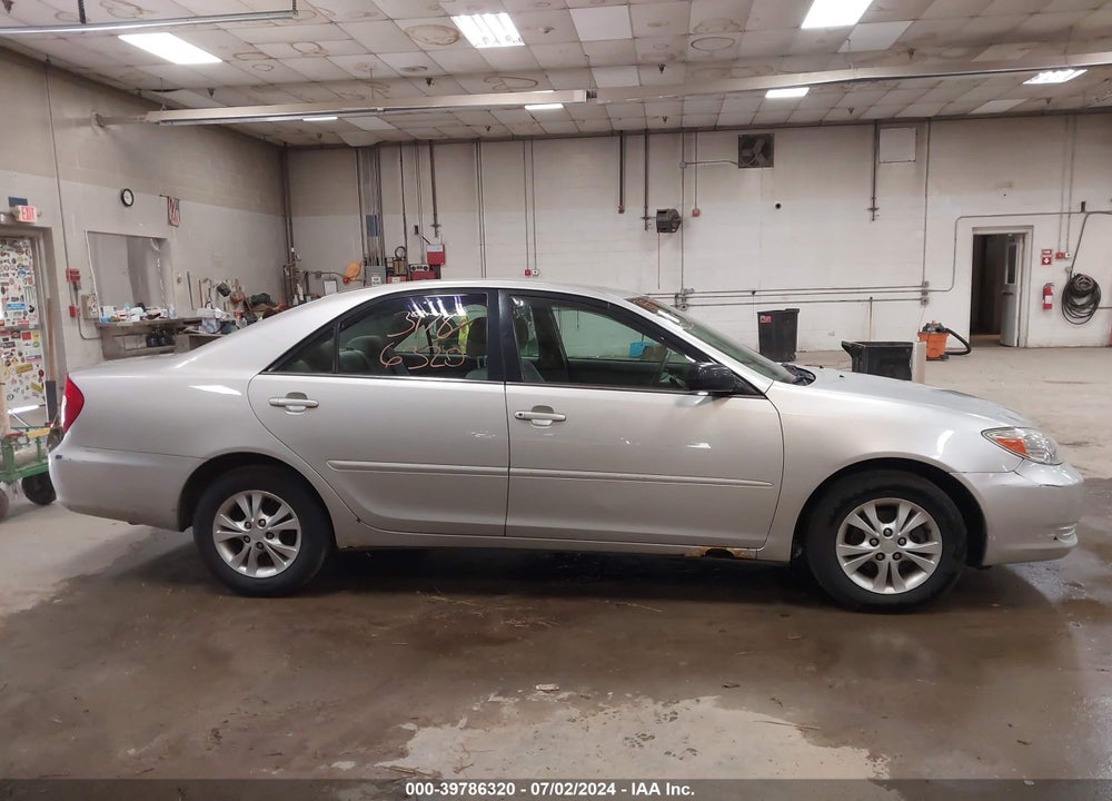 2004 TOYOTA CAMRY LE V6 VIN: 4T1BF32K74U583698