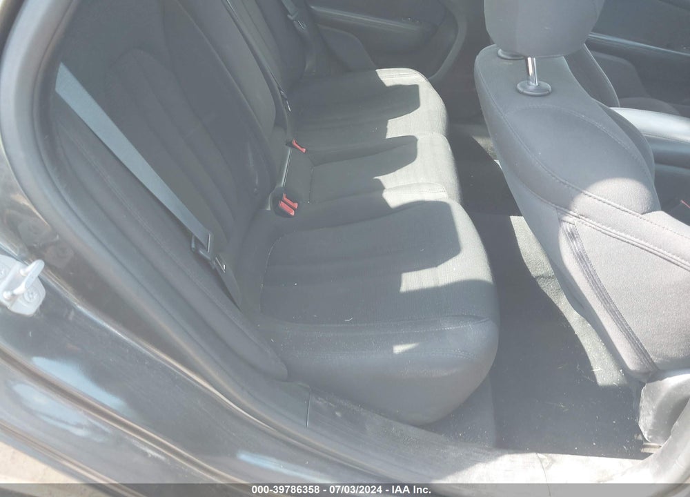 2015 CHRYSLER 200 LIMITED VIN: 1C3CCCAB5FN747616