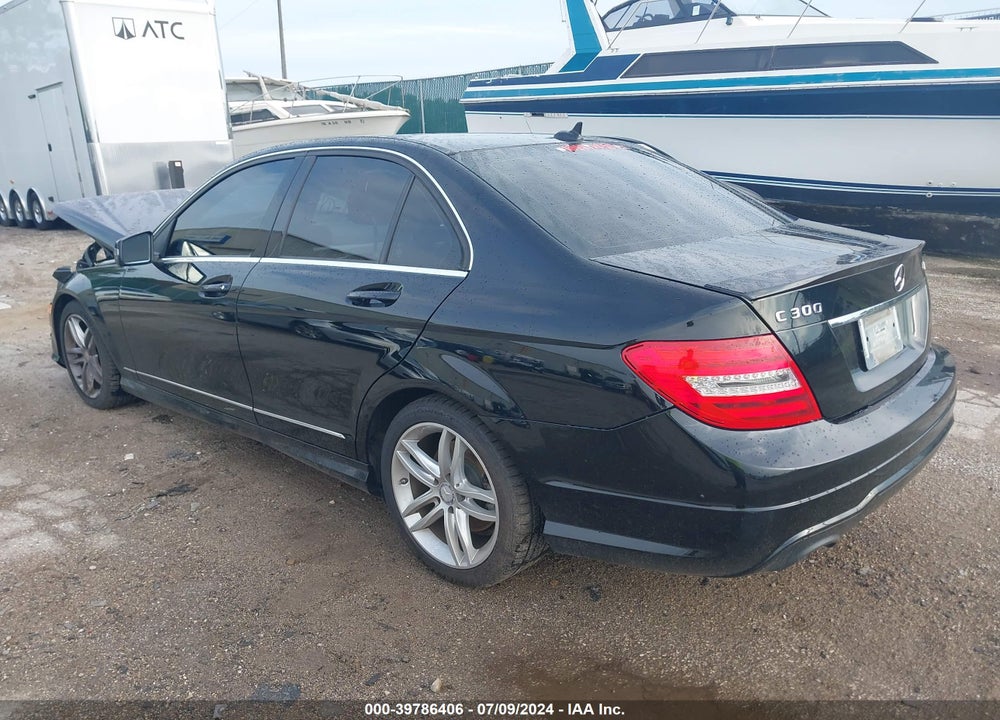2014 MERCEDES-BENZ C 300 LUXURY 4MATIC/SPORT 4MATIC VIN: WDDGF8AB1EG230713