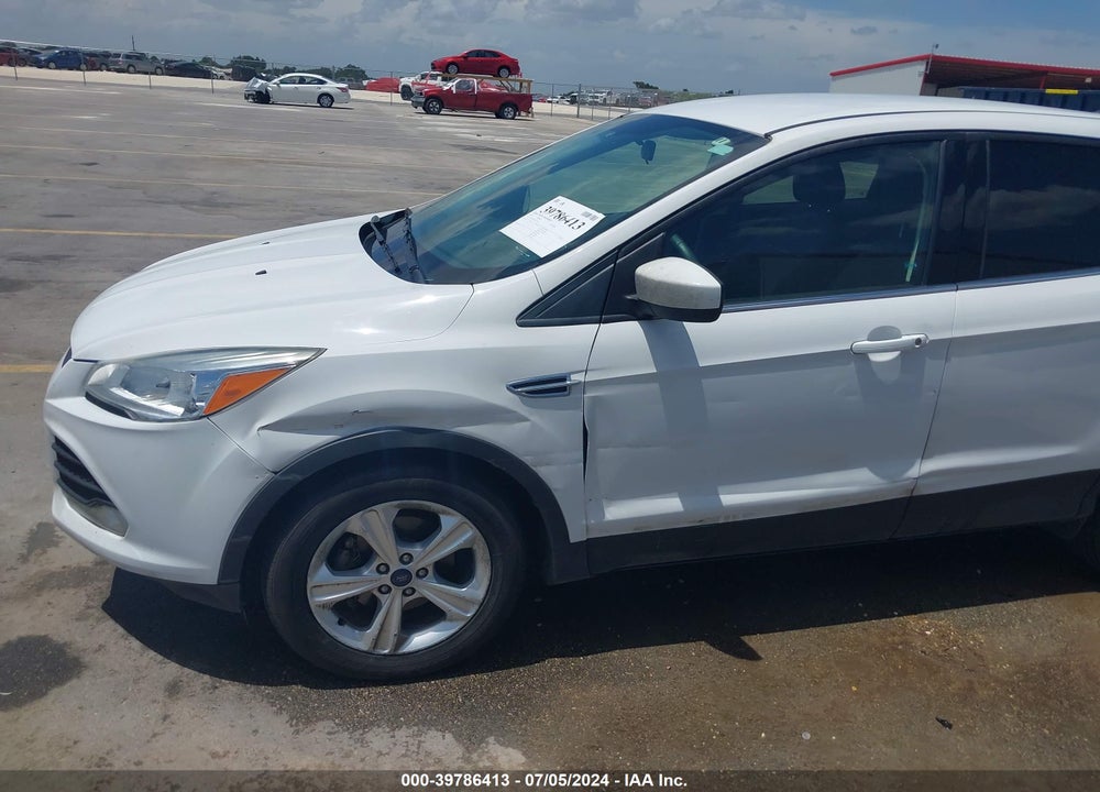 2015 FORD ESCAPE VIN: 1FMCU0G78FUA27612