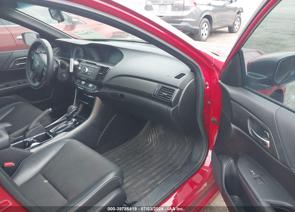 2017 HONDA ACCORD SPORT VIN: 1HGCR2F53HA153416
