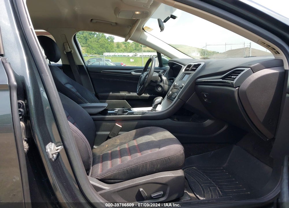 2015 FORD FUSION SE VIN: 3FA6P0H72FR142713