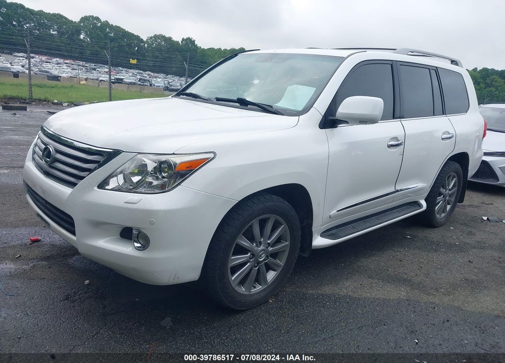 2011 LEXUS LX 570 VIN: JTJHY7AX8B4062495