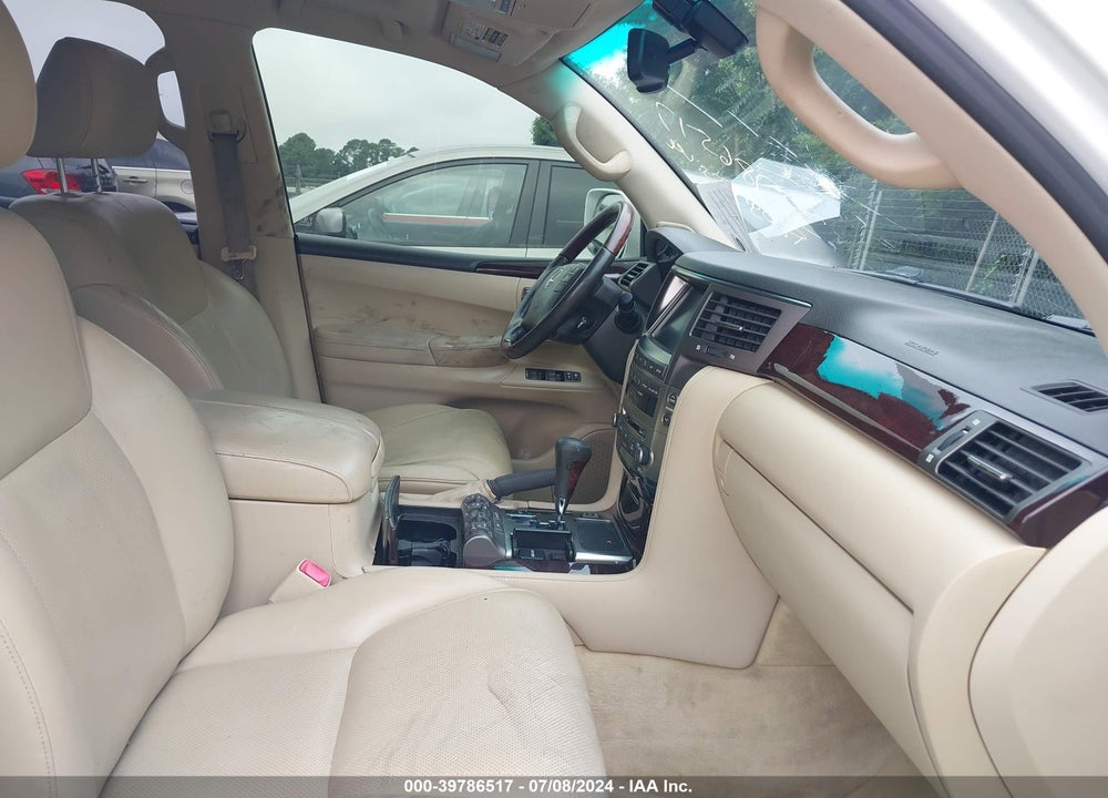 2011 LEXUS LX 570 VIN: JTJHY7AX8B4062495