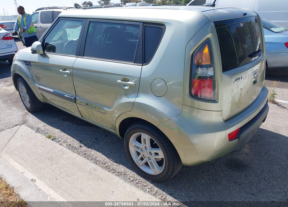 2011 KIA SOUL VIN: KNDJT2A23B7212778