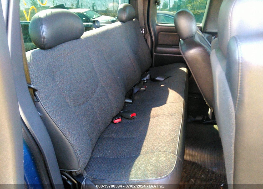 2004 CHEVROLET SILVERADO 1500 WORK TRUCK VIN: 1GCEC19X24Z299110