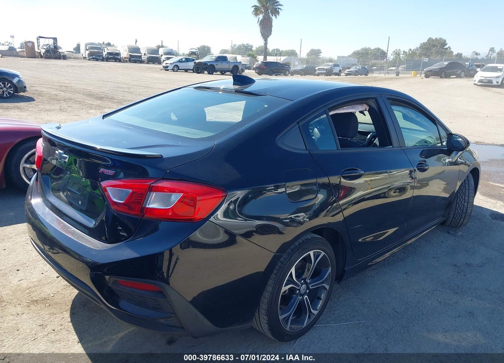 2019 CHEVROLET CRUZE VIN: 1G1BE5SM9K7103671