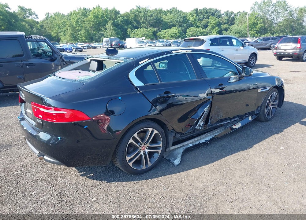 2017 JAGUAR XE VIN: SAJAJ4BVXHA957793