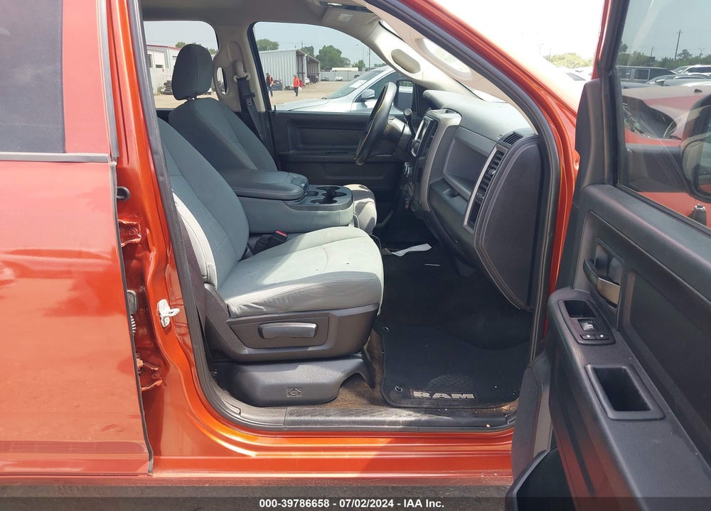 2013 RAM 1500 EXPRESS VIN: 1C6RR6KTXDS641066