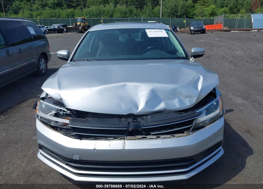 2015 VOLKSWAGEN JETTA 2.0L TDI SE VIN: 3VWLA7AJ8FM422675