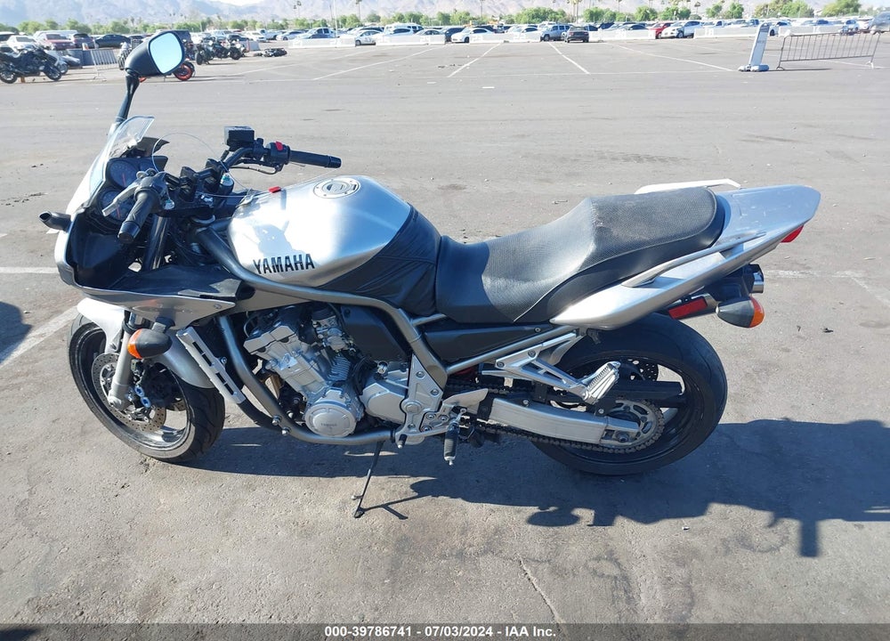 2002 YAMAHA FZS10 VIN: JYARN07EX2A004740