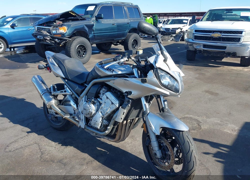 2002 YAMAHA FZS10 VIN: JYARN07EX2A004740