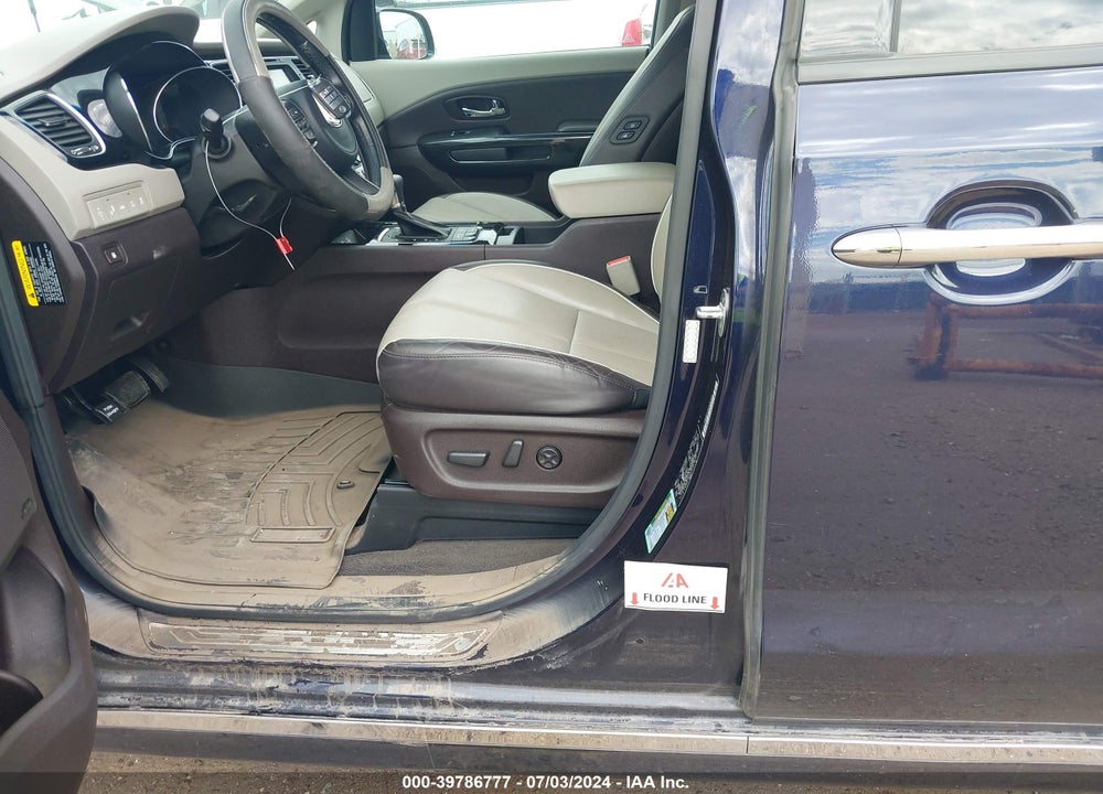 2018 KIA SEDONA SX LIMITED VIN: KNDME5C10J6367371