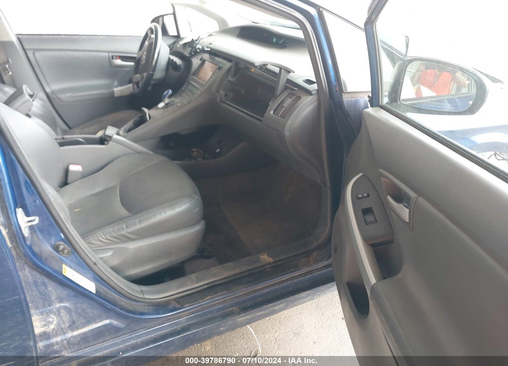 2011 TOYOTA PRIUS FOUR VIN: JTDKN3DU0B1408357