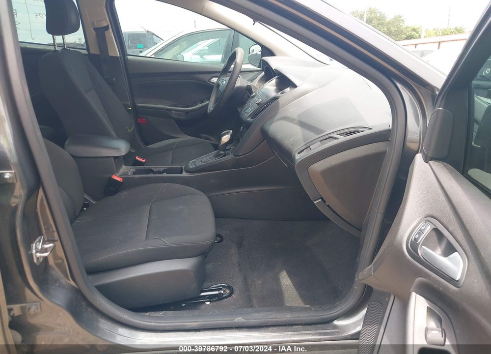 2018 FORD FOCUS VIN: 1FADP3F20JL240128