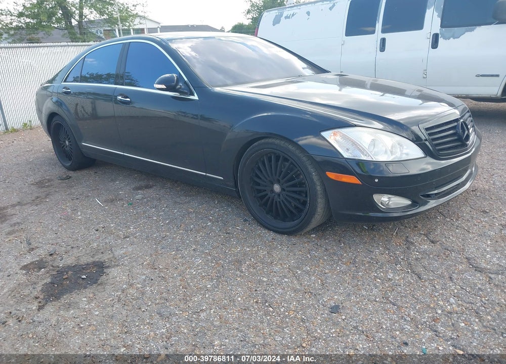 2007 MERCEDES-BENZ S 550 VIN: WDDNG71X97A049701