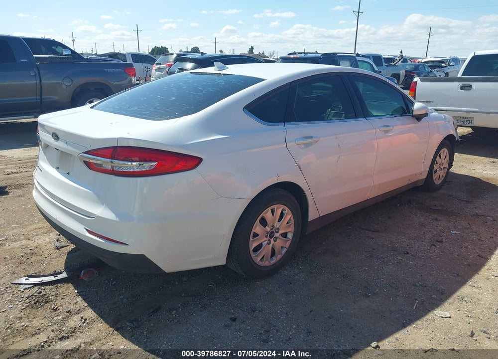 2020 FORD FUSION S VIN: 3FA6P0G70LR220743