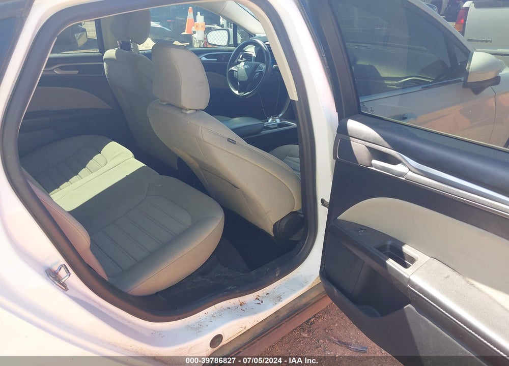 2020 FORD FUSION S VIN: 3FA6P0G70LR220743