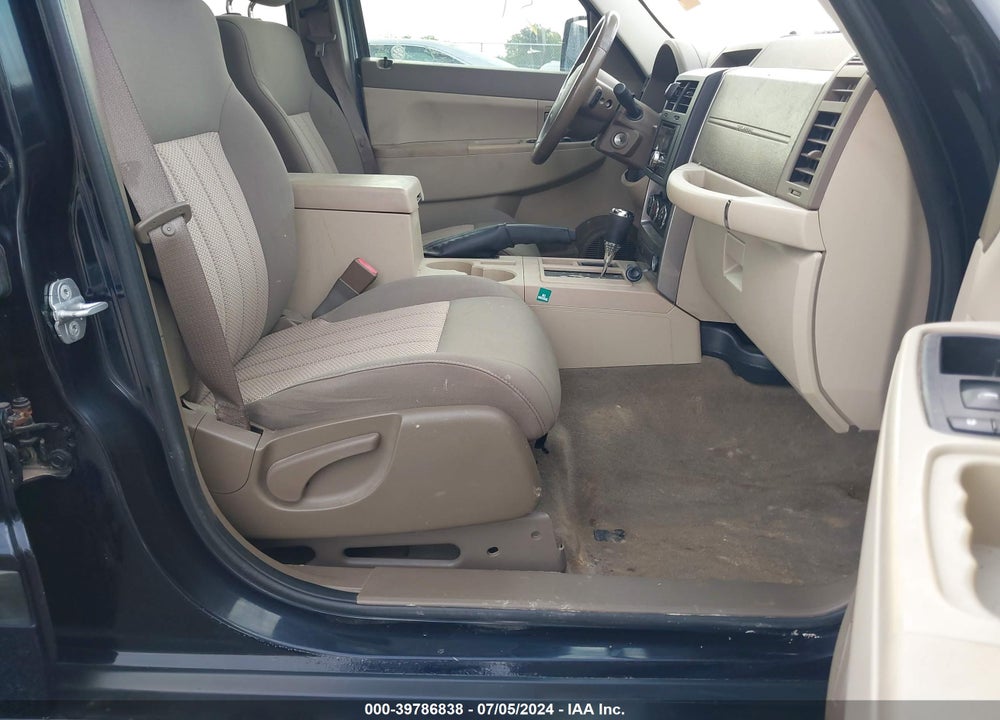 2011 JEEP LIBERTY SPORT VIN: 1J4PP2GK6BW519870