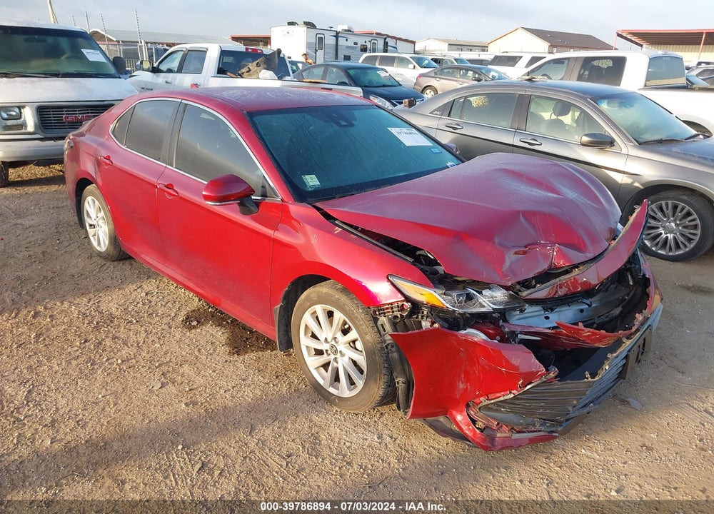 2022 TOYOTA CAMRY LE VIN: 4T1R11AK9NU049073