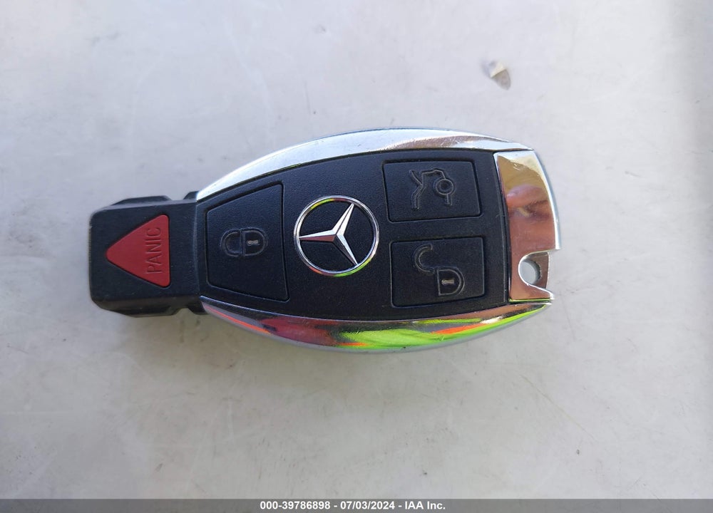 2010 MERCEDES-BENZ E 63 AMG VIN: WDDHF7HB5AA157346