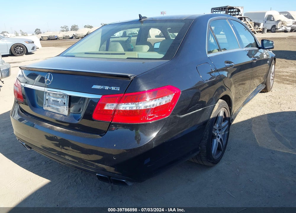 2010 MERCEDES-BENZ E 63 AMG VIN: WDDHF7HB5AA157346