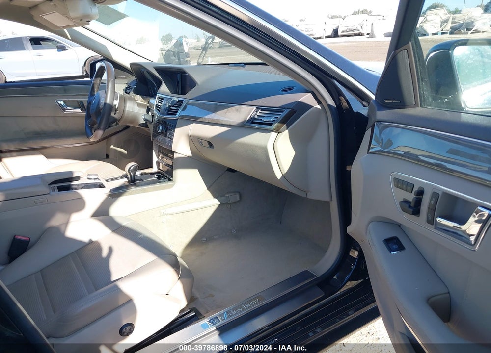 2010 MERCEDES-BENZ E 63 AMG VIN: WDDHF7HB5AA157346