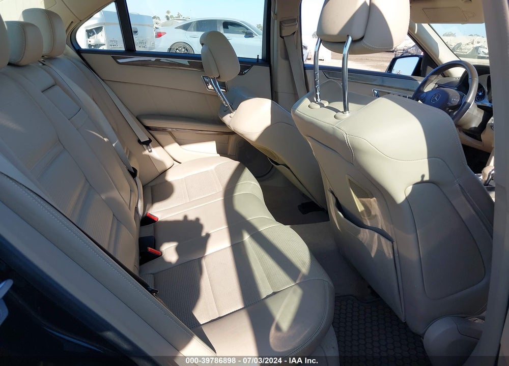 2010 MERCEDES-BENZ E 63 AMG VIN: WDDHF7HB5AA157346