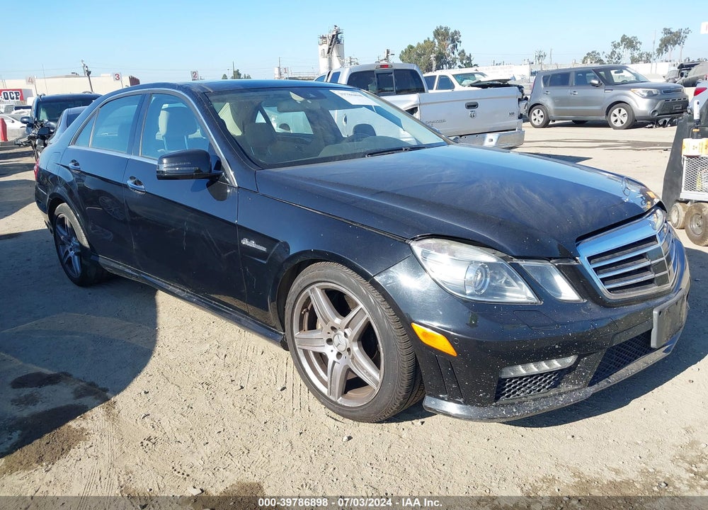 2010 MERCEDES-BENZ E 63 AMG VIN: WDDHF7HB5AA157346