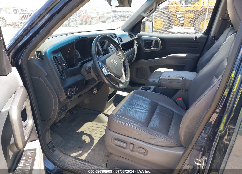 2010 HONDA RIDGELINE RTL VIN: 5FPYK1F53AB004494