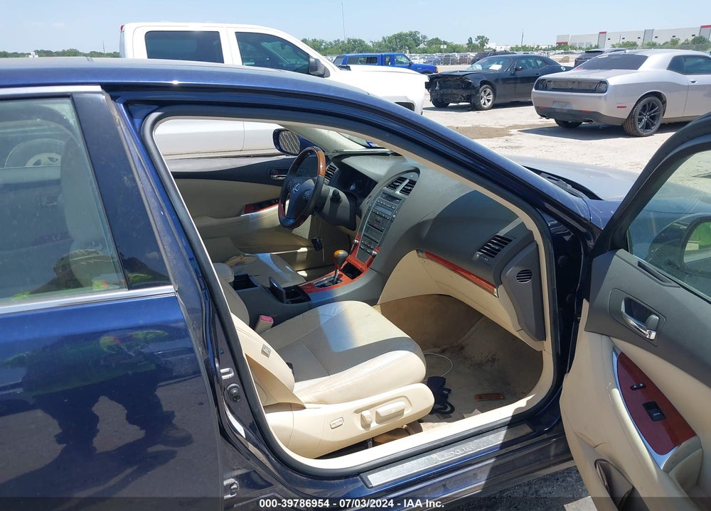 2011 LEXUS ES 350 VIN: JTHBK1EG3B2461567