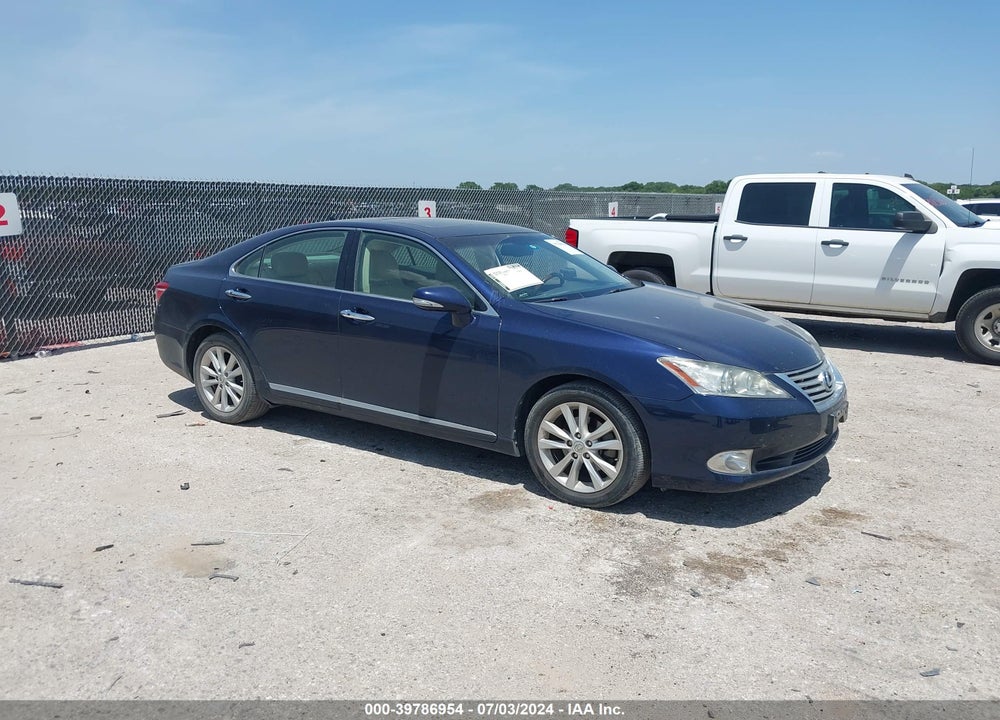 2011 LEXUS ES 350 VIN: JTHBK1EG3B2461567