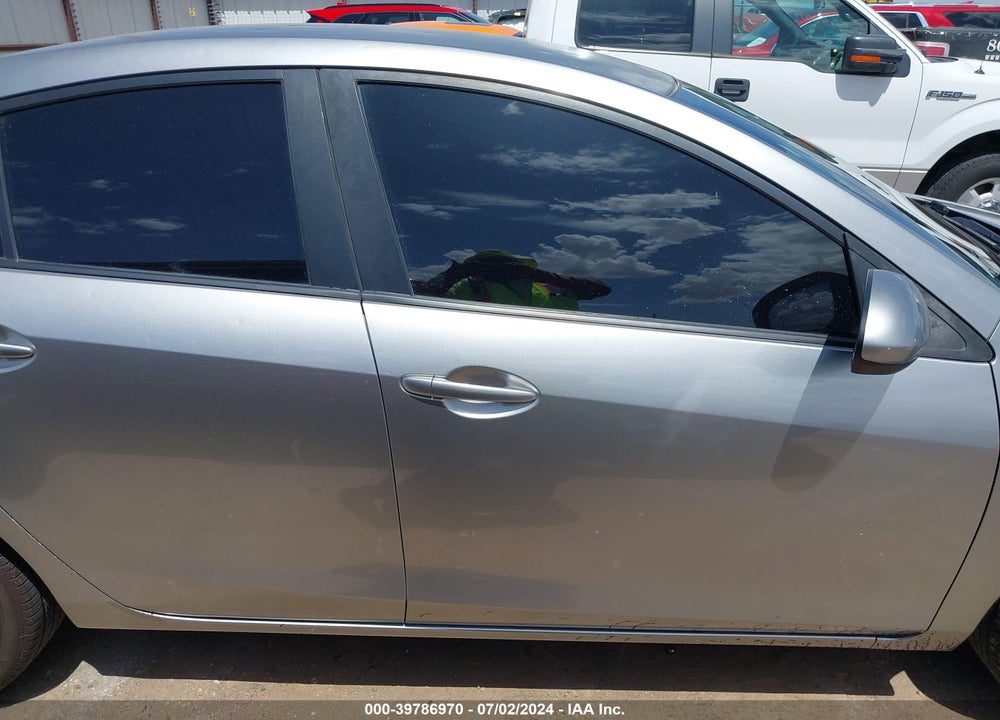 2011 MAZDA 3 S SPORT VIN: JM1BL1U5XB1389643