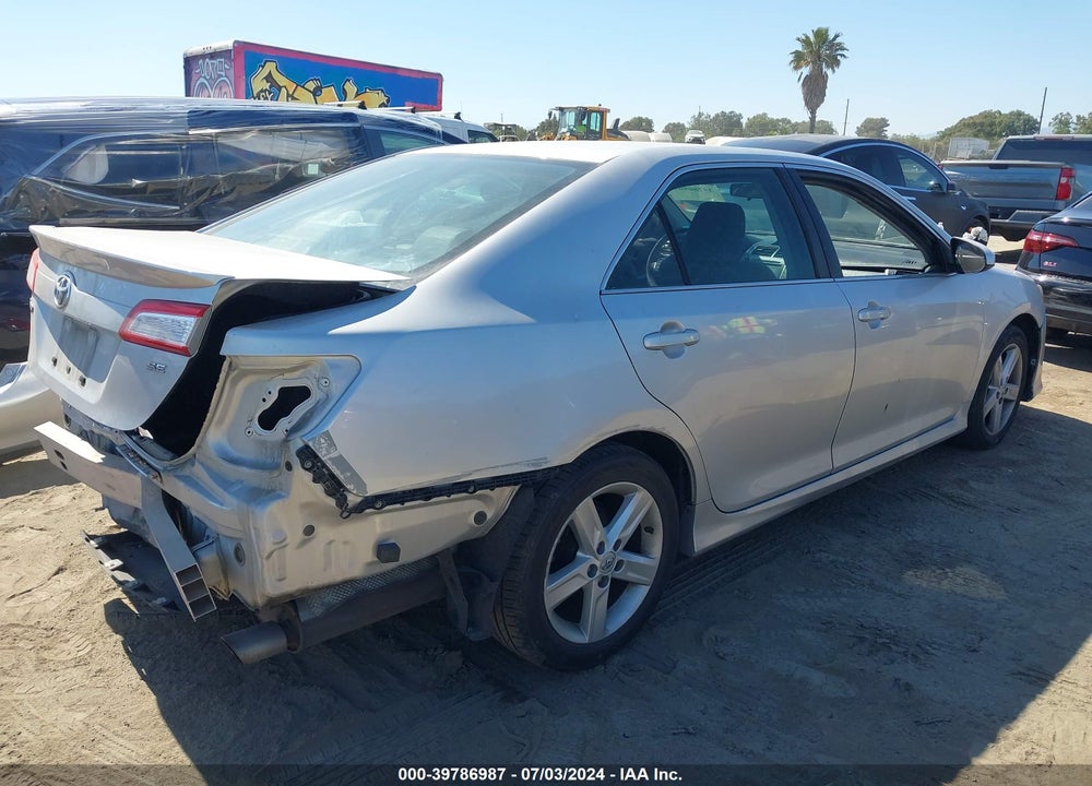2013 TOYOTA CAMRY SE VIN: 4T1BF1FK3DU206784