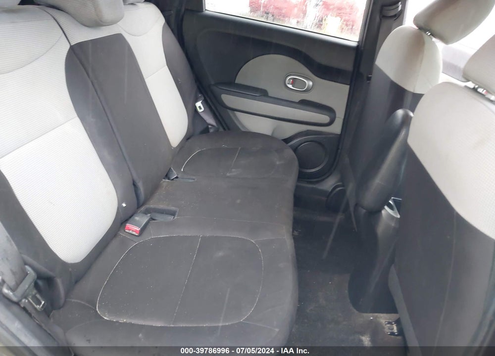 2015 KIA SOUL VIN: KNDJN2A21F7207837