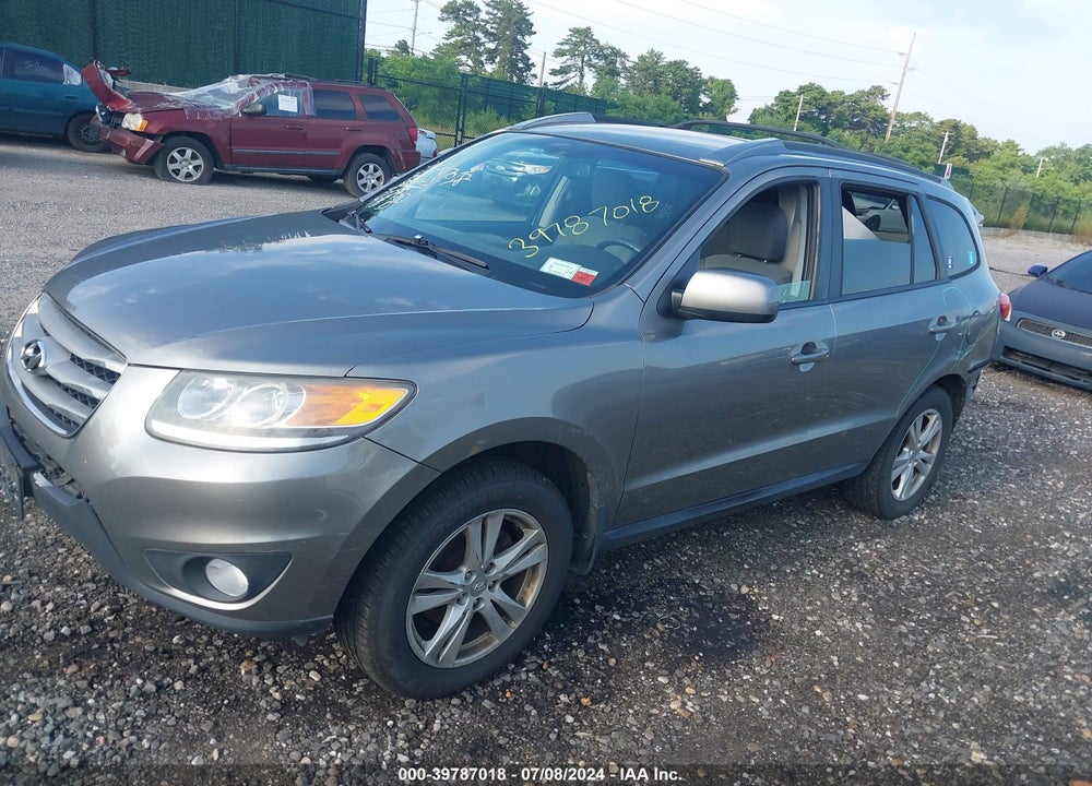 2012 HYUNDAI SANTA FE SE VIN: 5XYZHDAG9CG116685