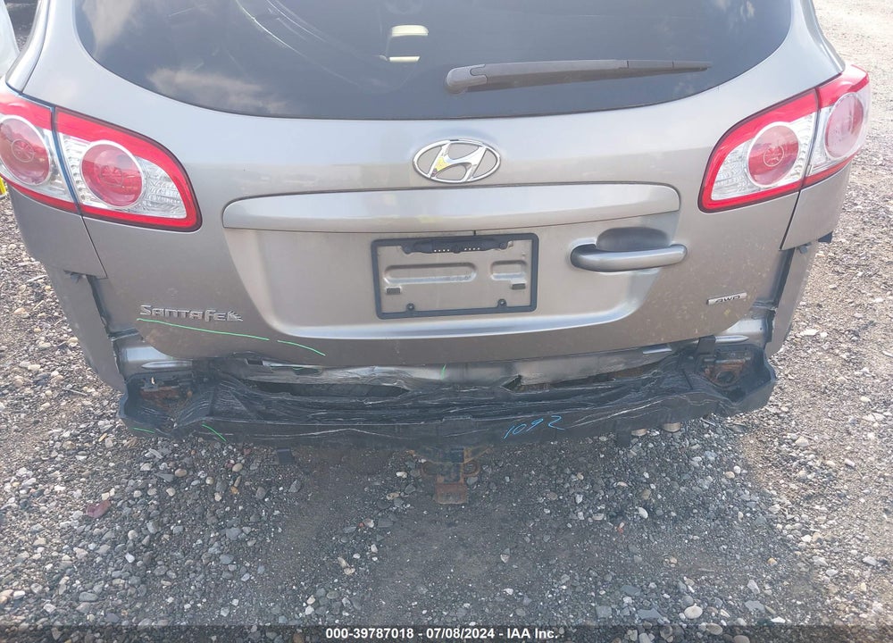 2012 HYUNDAI SANTA FE SE VIN: 5XYZHDAG9CG116685