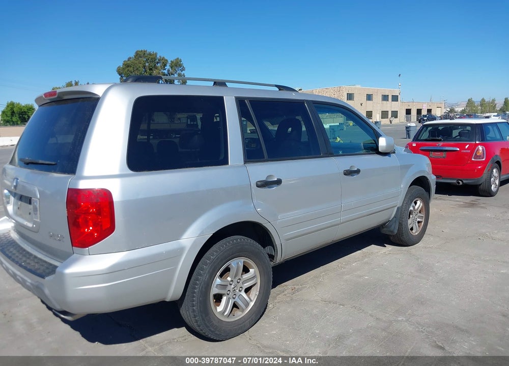 2005 HONDA PILOT VIN: 2HKYF18605H533962