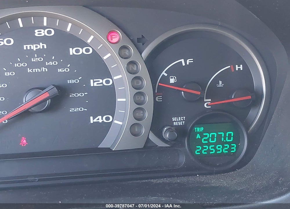 2005 HONDA PILOT VIN: 2HKYF18605H533962