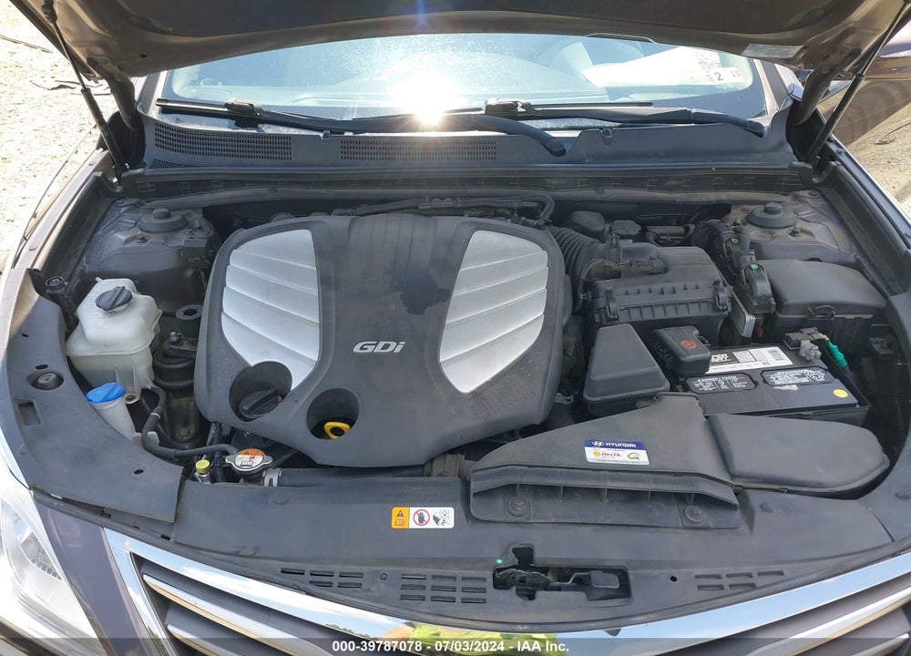 2016 HYUNDAI AZERA VIN: KMHFG4JG3GA518158