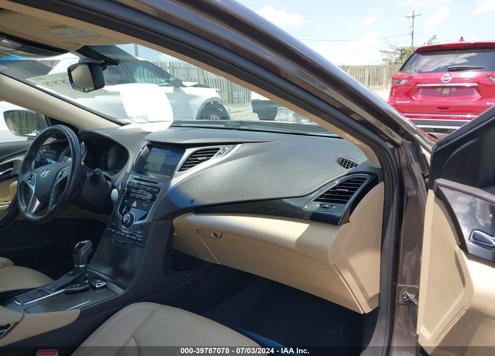 2016 HYUNDAI AZERA VIN: KMHFG4JG3GA518158