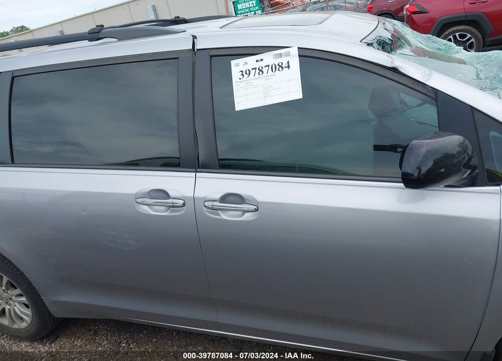 2012 TOYOTA SIENNA XLE V6 8 PASSENGER VIN: 5TDYK3DC5CS258048