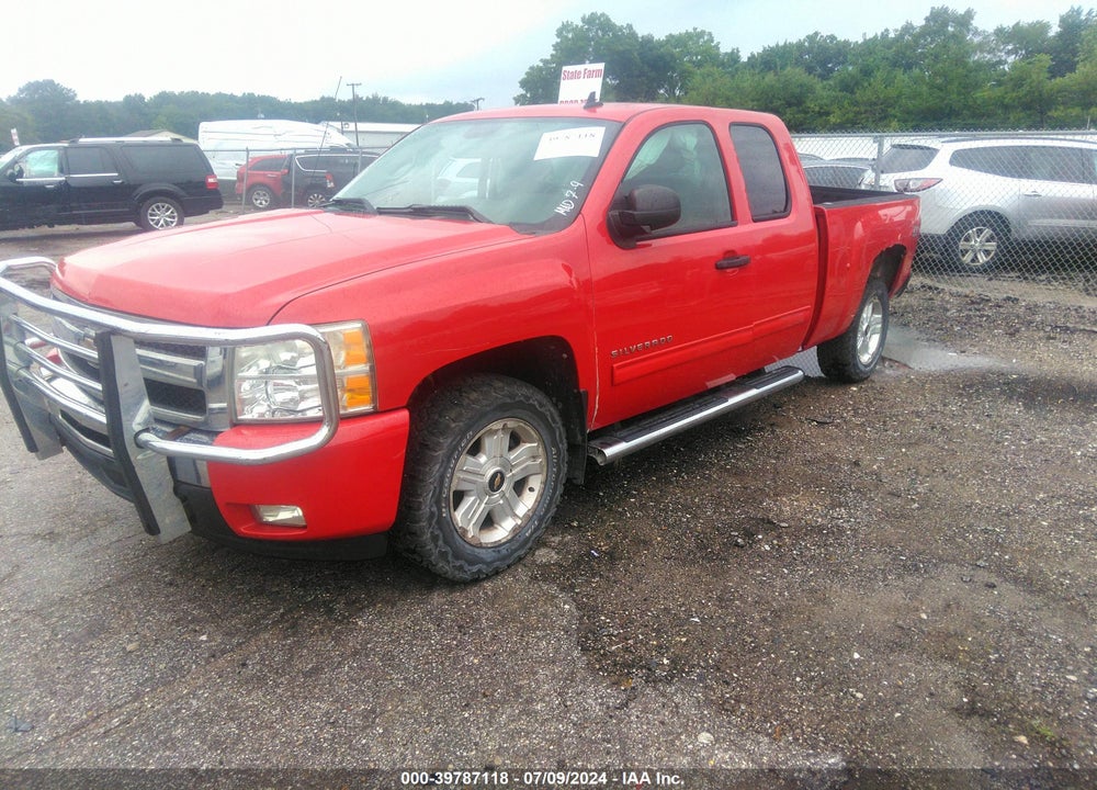 2010 CHEVROLET SILVERADO 1500 LT VIN: 1GCSKSE31AZ159270