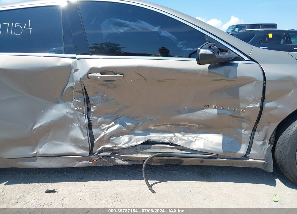 2017 CHEVROLET MALIBU VIN: 1G1ZE5ST7HF192015