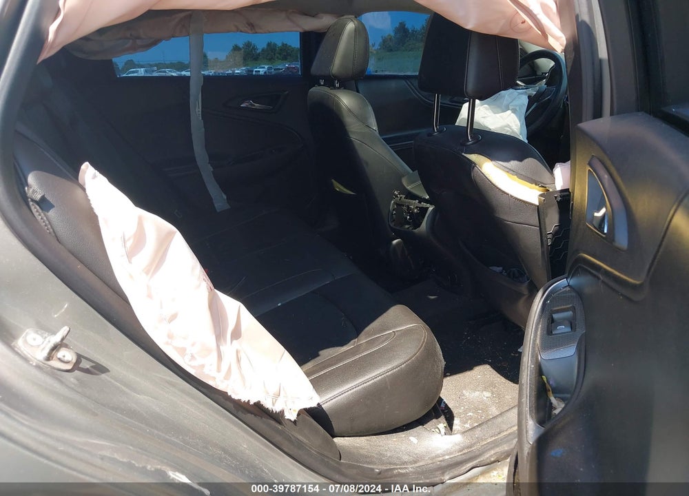 2017 CHEVROLET MALIBU VIN: 1G1ZE5ST7HF192015