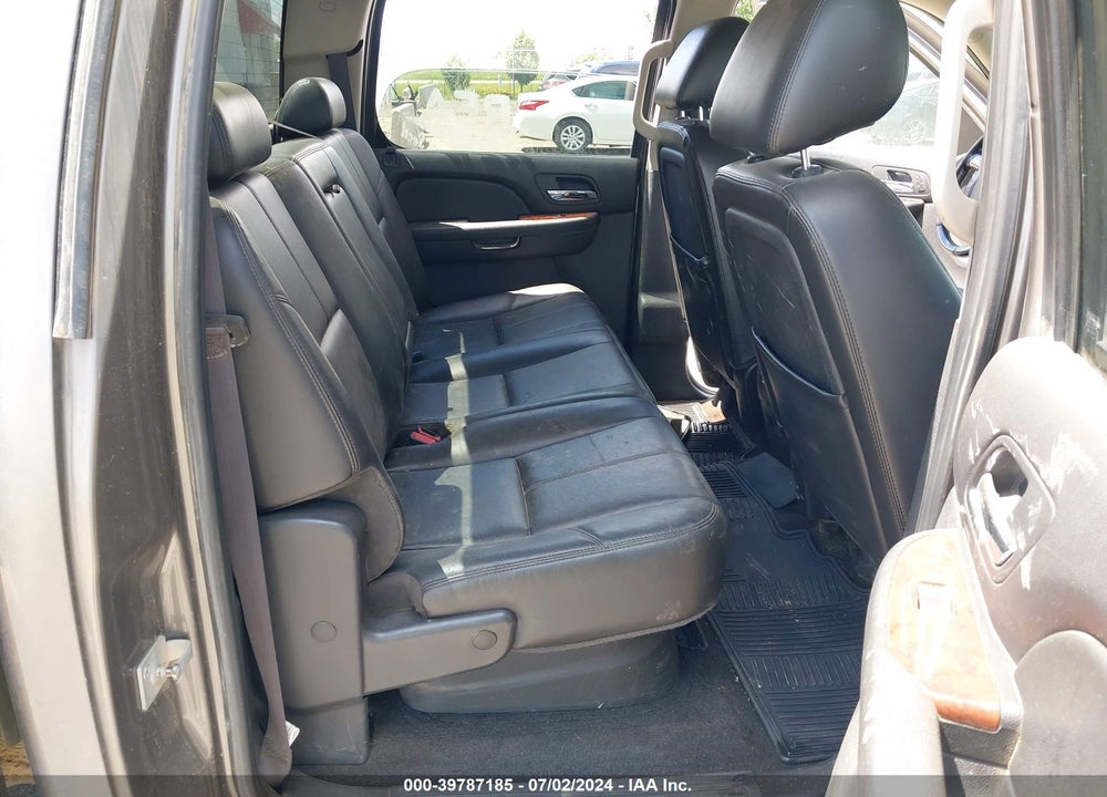 2011 CHEVROLET SILVERADO 2500HD LTZ VIN: 1GC1KYC81BF211688