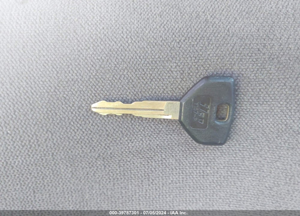 1997 DODGE DAKOTA SLT/SPORT VIN: 1B7GG23Y8VS114492